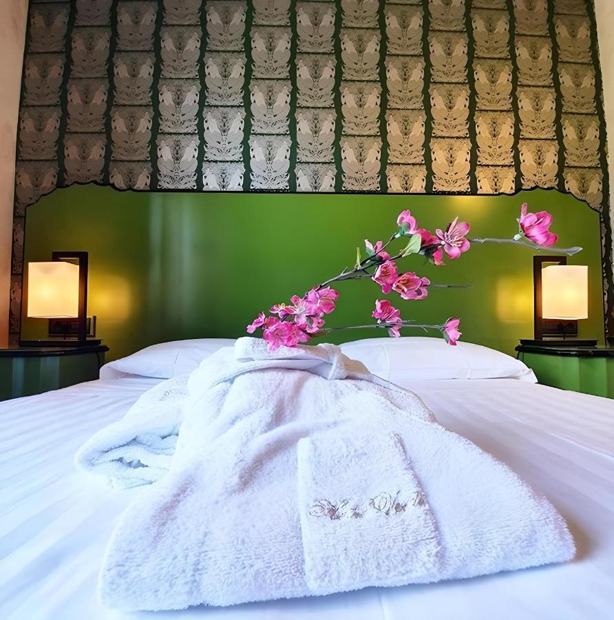 Hotel Verdi Boutique Hotel Парма Экстерьер фото